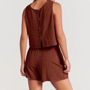 Very flattering women’s matching set